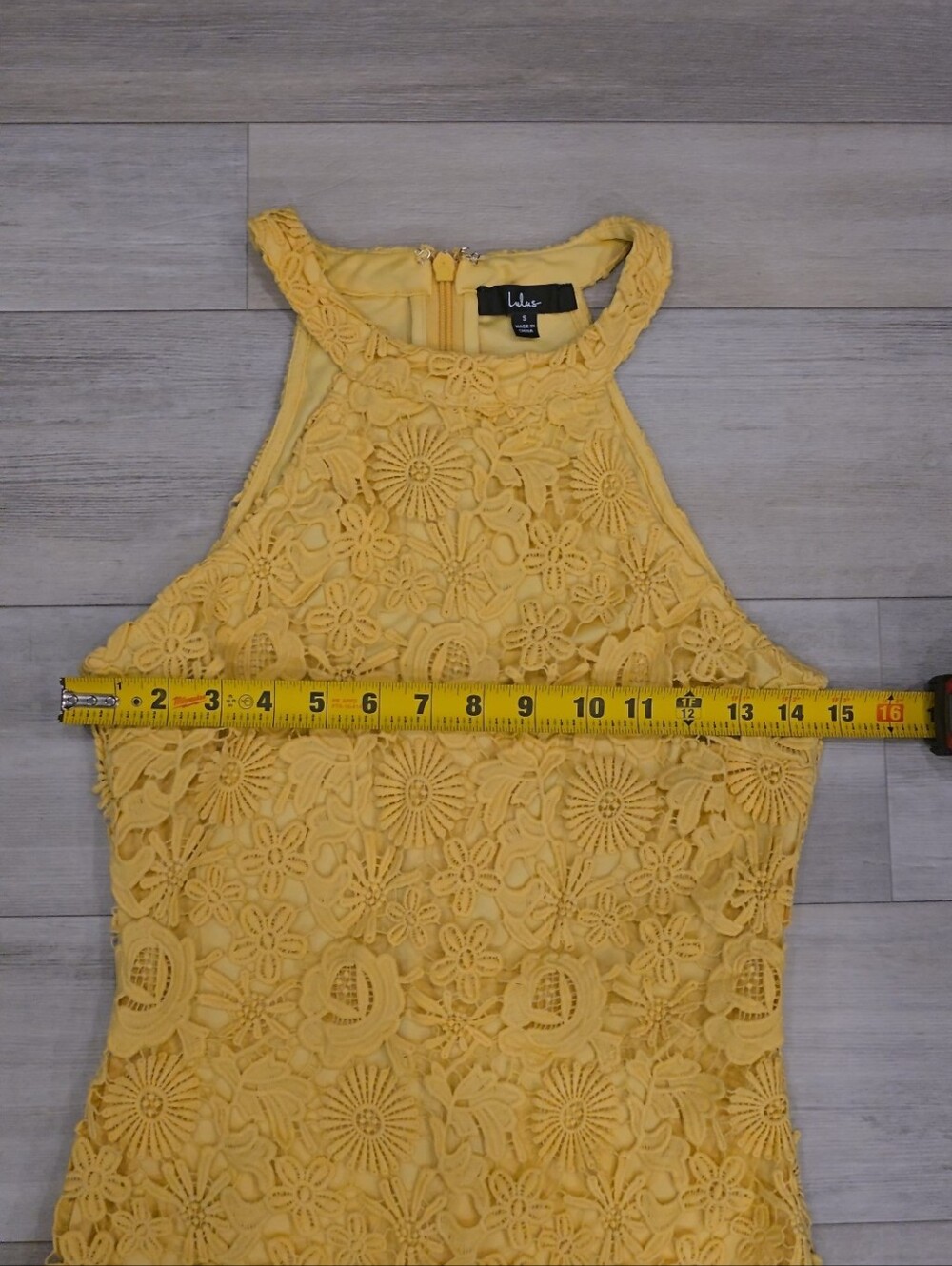 Lulus Yellow Floral Lace Halter Midi Dress Size Small Crochet Lace Fit & Flare - Picture 5 of 9